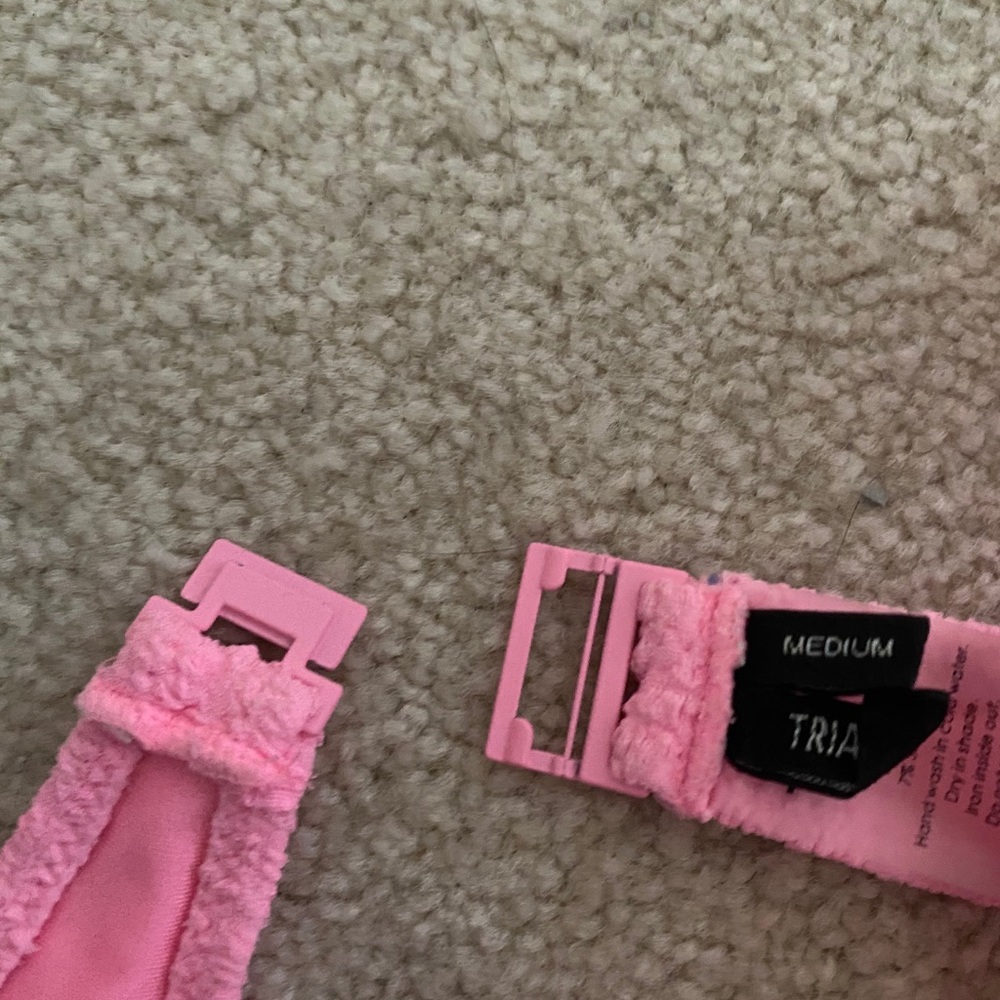 SOLD Triangl Maci pink bikini - Picture 3 of 3